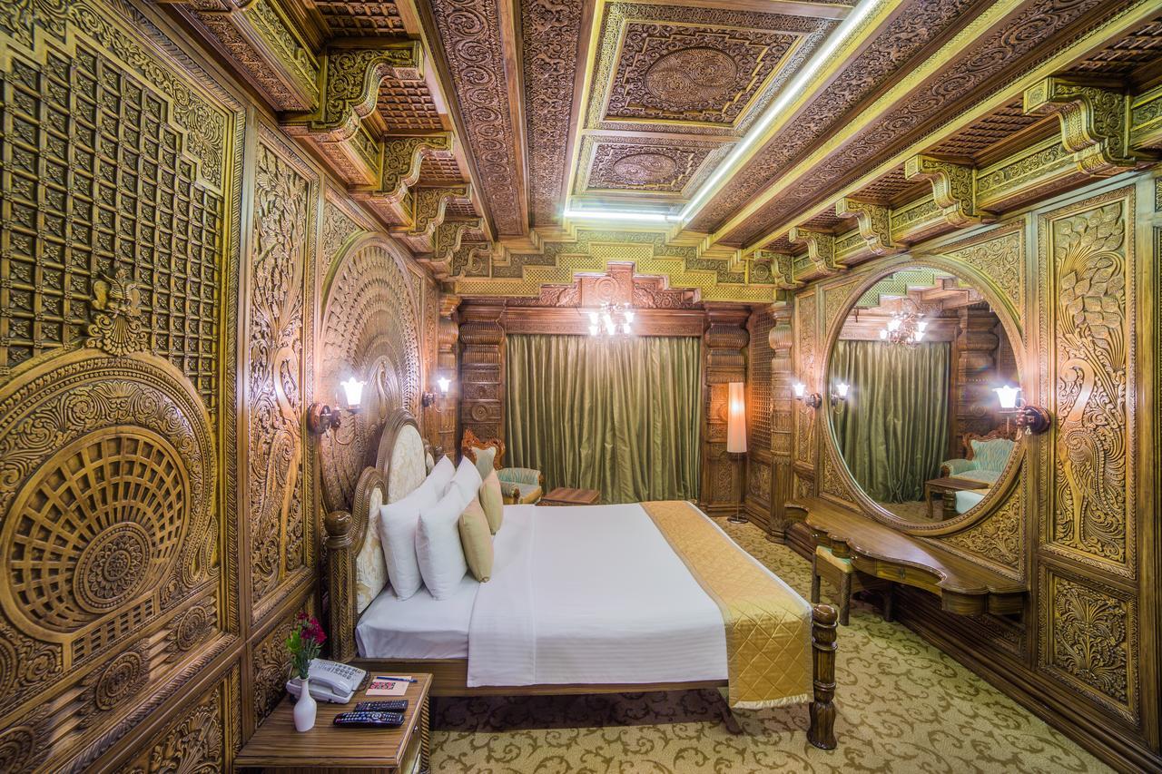 Ramoji Film City- Sitara Luxury Hotel Pedda Ambarpet Bagian luar foto
