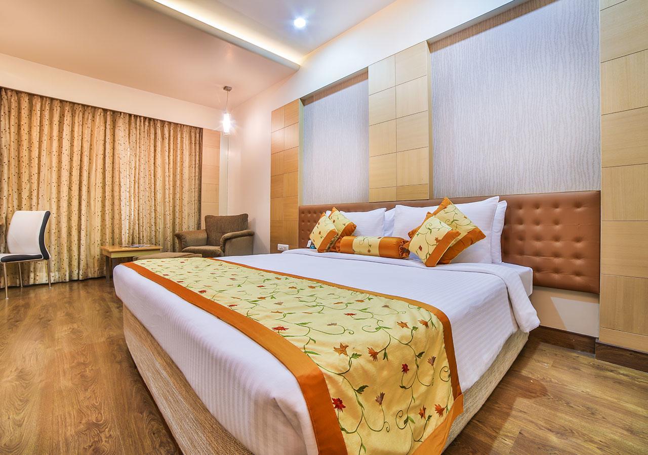 Ramoji Film City- Sitara Luxury Hotel Pedda Ambarpet Bagian luar foto