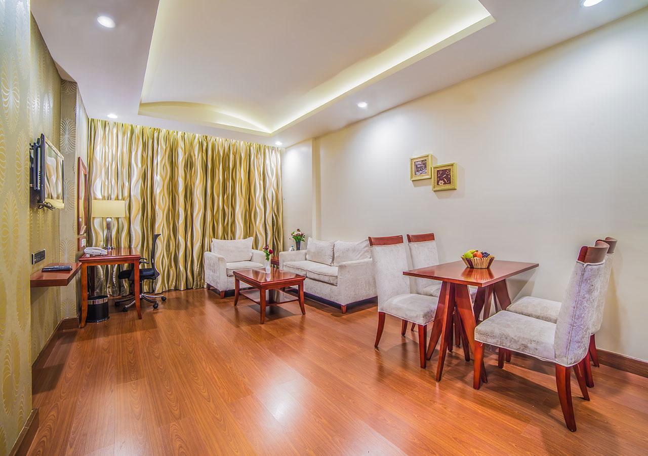 Ramoji Film City- Sitara Luxury Hotel Pedda Ambarpet Bagian luar foto